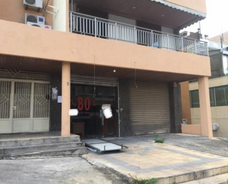 محل 45م في عبرا (الطريق العام)