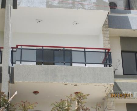 شقة 120م في عبرا طلعة المحافظ